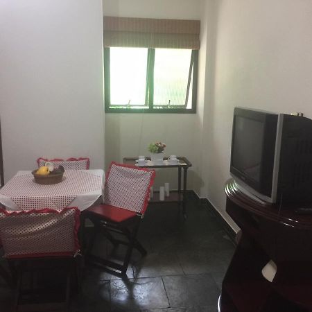 Apto. No Terreo Enseada Ubatuba Com Piscina P/ 5 Pessoas Buitenkant foto
